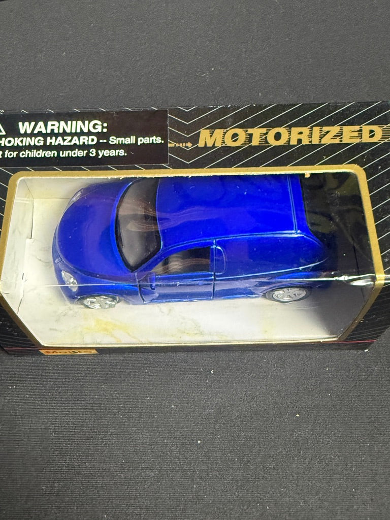 Maisto Superior Die-cast 1:33 Chrysler PT Cruiser BLUE Motorized