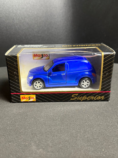 Maisto Superior Die-cast 1:33 Chrysler PT Cruiser BLUE Motorized