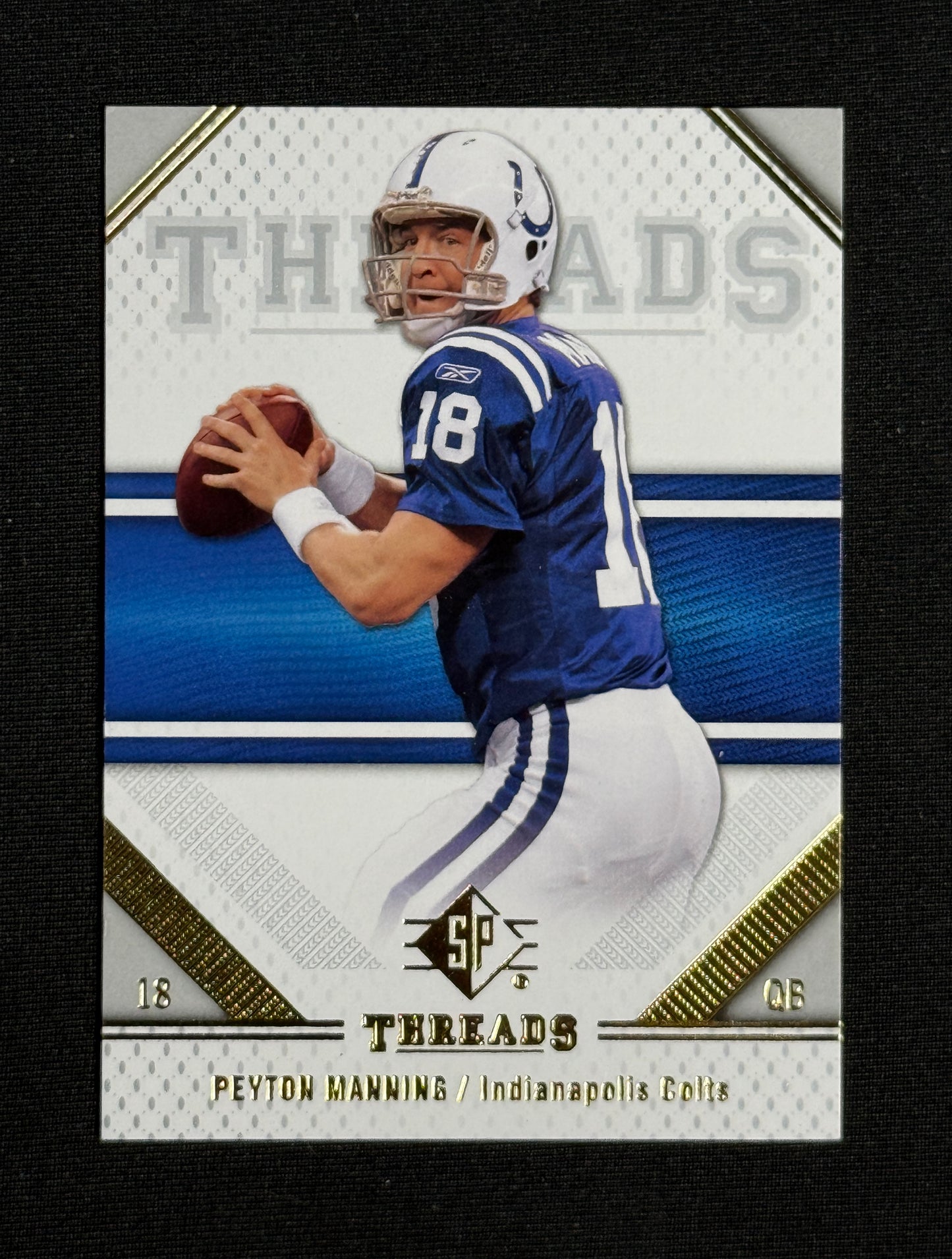 2009 SP Threads Peyton Manning #76