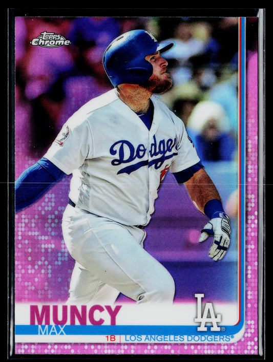 2019 Topps Chrome Max Muncy Pink Refractor #32