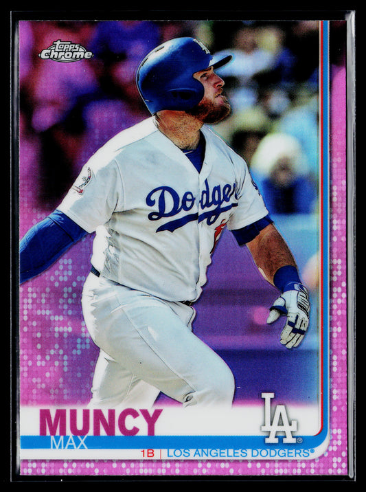 2019 Topps Chrome Max Muncy Pink Refractor #32