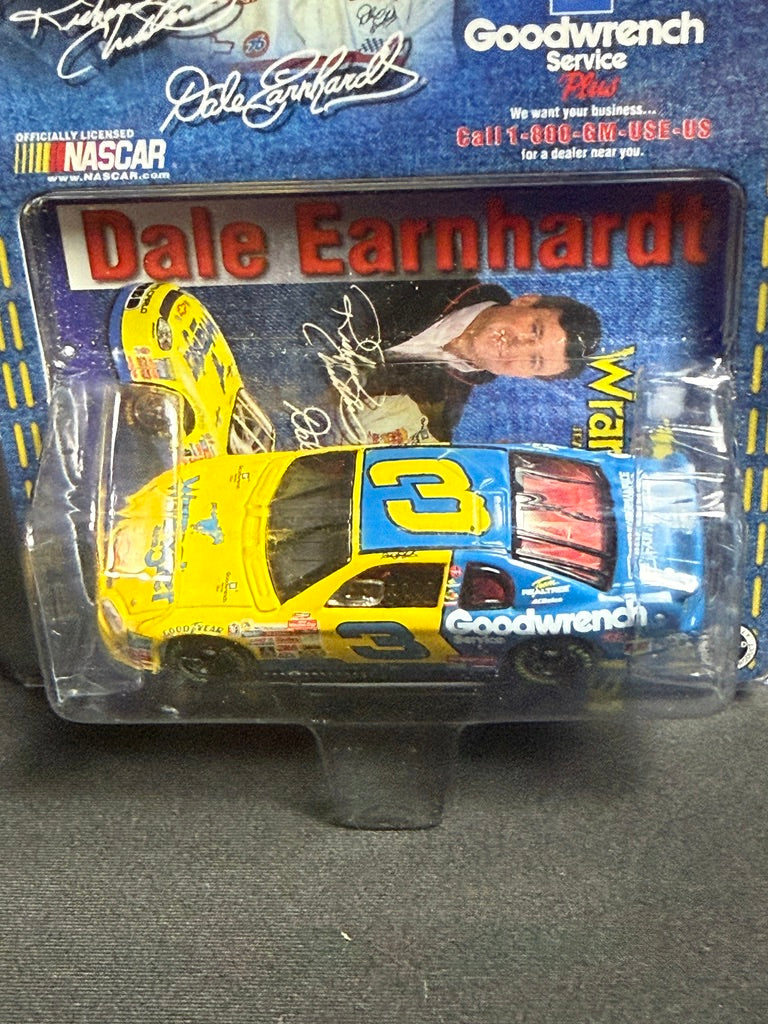 Dale Earnhardt #3 GM Goodwrench Service Plus Wrangler Jeans 1999 Monte Carlo