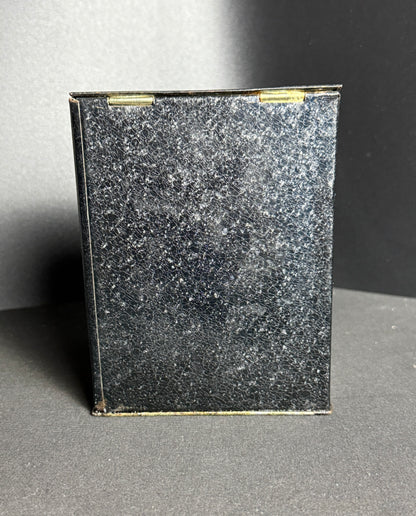 Vintage 1995 Collectible Coca-Cola Fountain Service Tin Box